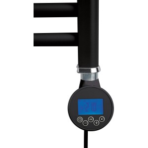 Detailaufnahme: Schwarzer, elektrischer Badheizkörper Winterberg mit digitalem Thermostat.